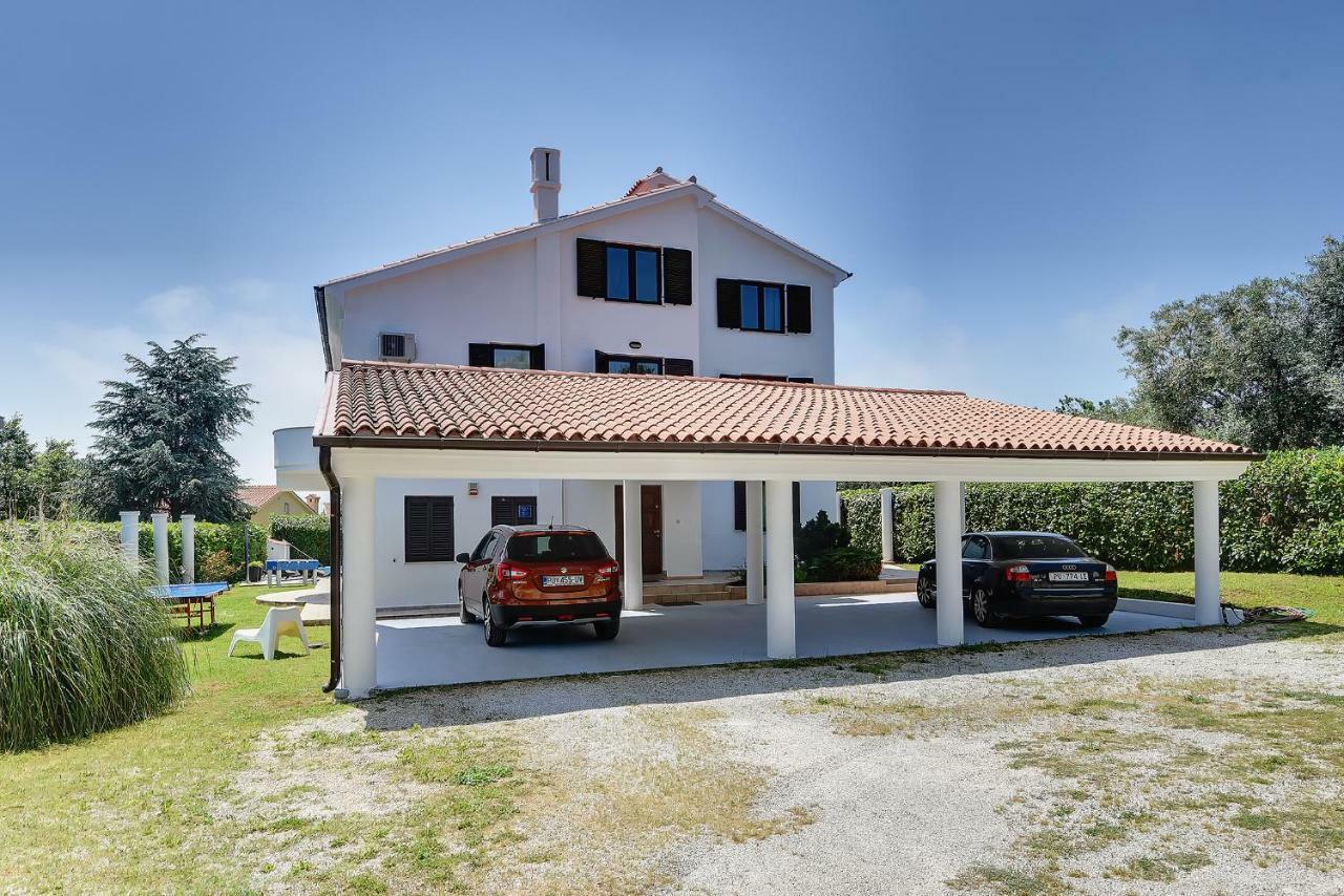 Villa Mutila Medulin Exteriör bild