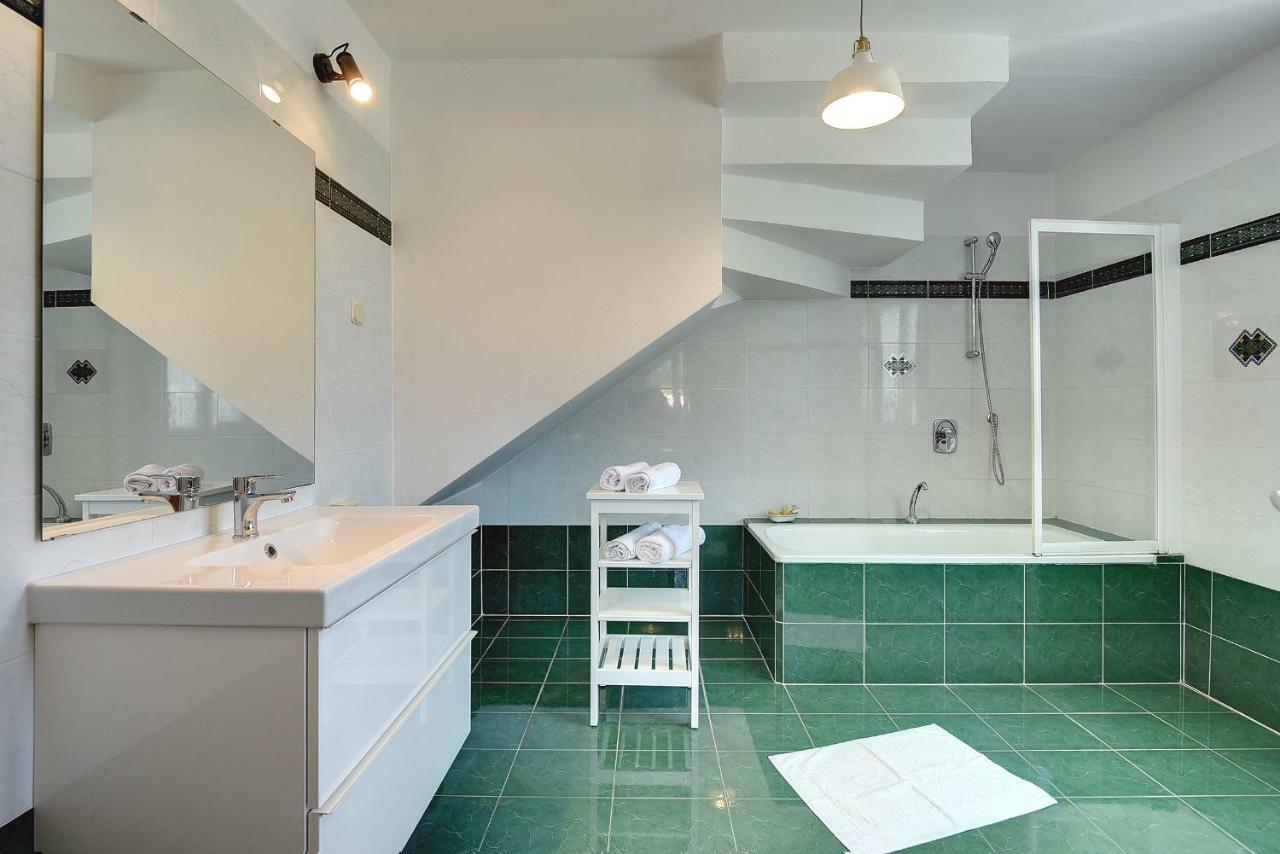 Villa Mutila Medulin Exteriör bild